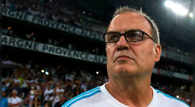 Marcelo Bielsa durante su etapa como entrenador del Olympique de Marsella.