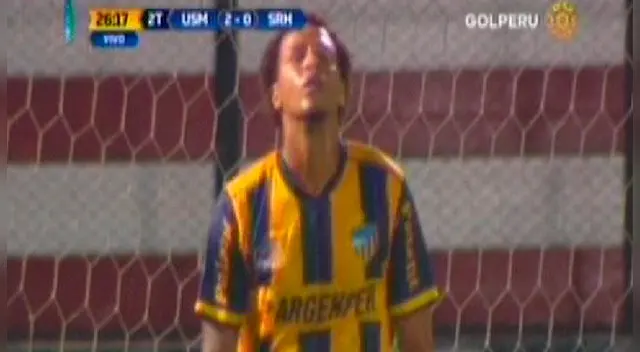 Jesús Rabanal se lamenta de la ocasión fallada. Jesús Rabanal se lamenta de la ocasión fallada.