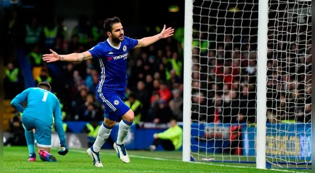 Chelsea venció 3-1 al Swansea City y se afianza como líder de la Premier League