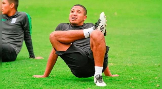 Josimar Atoche durante un entrenamiento de Alianza Lima.
