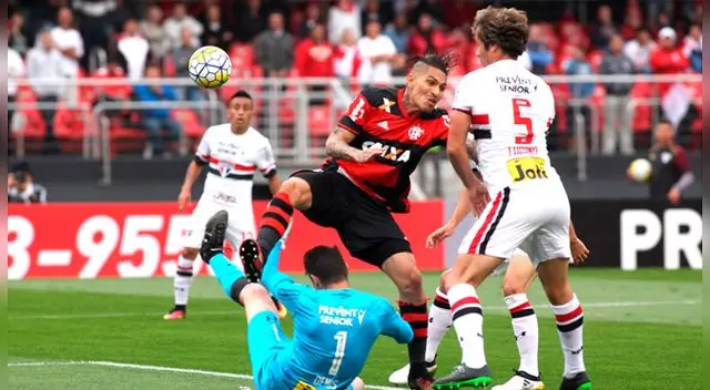 Paolo Guerrero y Christian Cueva en un Flamengo-Sao Paulo por el Brasileirao. Paolo Guerrero y Christian Cueva en un Flamengo-Sao Paulo por el Brasileirao.