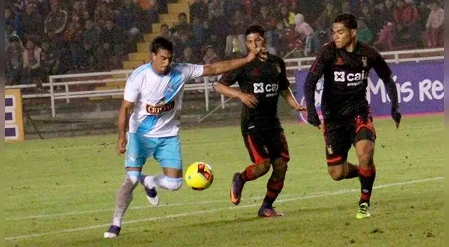 Sporting Cristal empató 2-2 ante Melgar y no pudo asaltar la punta del Grupo A del Torneo de Verano