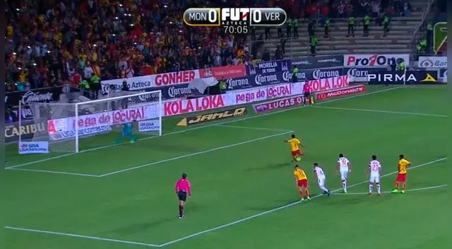 En el Morelia vs Veracruz, Raúl Ruidíaz le metió un golazo a Pedro Gallese. En el Morelia vs Veracruz, Raúl Ruidíaz le metió un golazo a Pedro Gallese.