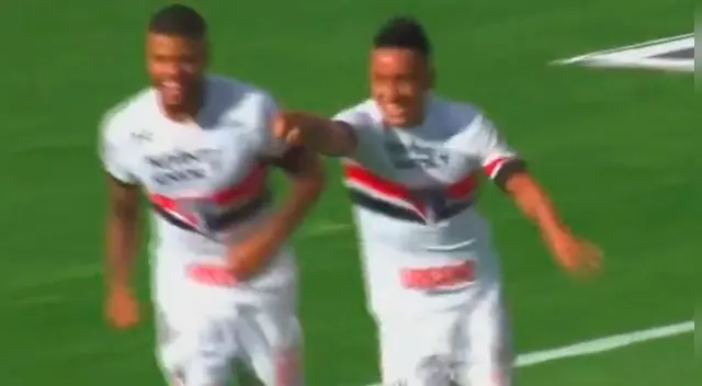 Christian Cueva celebra su nuevo gol con Sao Paulo. Christian Cueva celebra su nuevo gol con Sao Paulo.