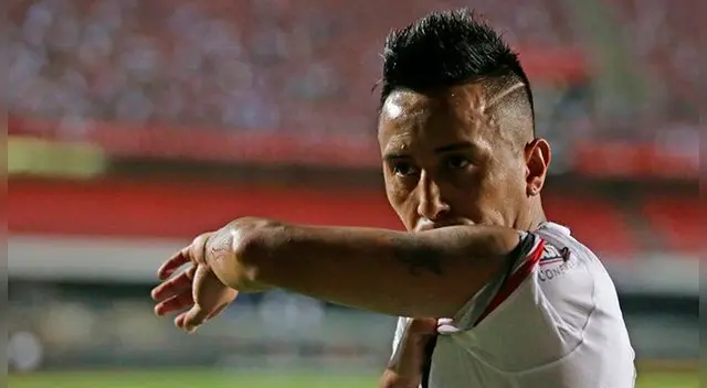 Christian Cueva celebra un gol con Sao Paulo. Christian Cueva celebra un gol con Sao Paulo.