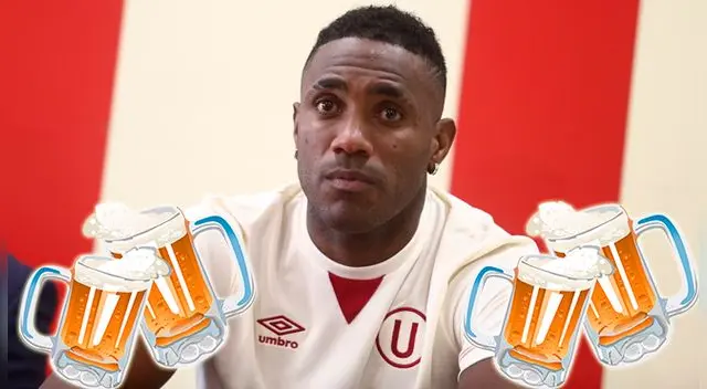 Luis Tejada durante su presentación con Universitario. Luis Tejada durante su presentación con Universitario.