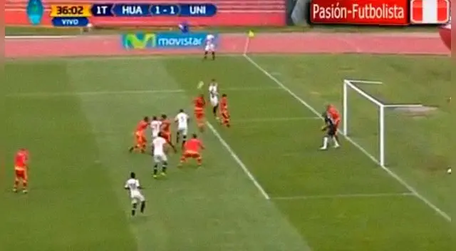 Alberto Rodríguez cabecea el centro perfecto de Juan Vargas. Alberto Rodríguez cabecea el centro perfecto de Juan Vargas.
