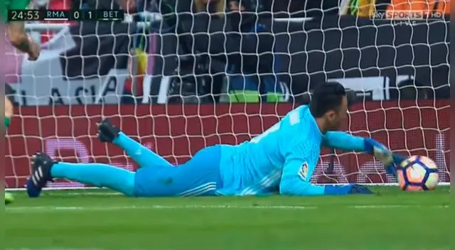 En el Real Madrid vs. Betis, Keylor Navas se hizo un tremendo autogol. En el Real Madrid vs. Betis, Keylor Navas se hizo un tremendo autogol.