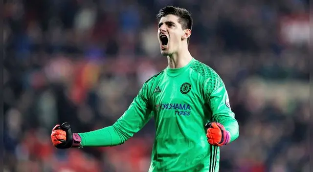 Thibaut Courtois optaría por mantenerse en el Chelsea, que apunta a ganar la Champions League. Thibaut Courtois optaría por mantenerse en el Chelsea, que apunta a ganar la Champions League.