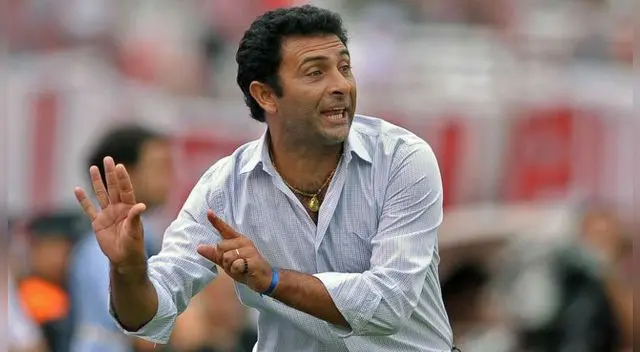 Universitario: César Vento está en Argentina para conversar con Leonardo Astrada Universitario: César Vento está en Argentina para conversar con Leonardo Astrada