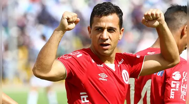Diego Guastavino celebra un gol con Universitario a Ayacucho FC. Diego Guastavino celebra un gol con Universitario a Ayacucho FC.