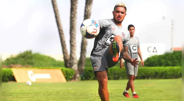 Universitario: Juan Vargas estrenó look bravazo a lo Lionel Messi Universitario: Juan Vargas estrenó look bravazo a lo Lionel Messi