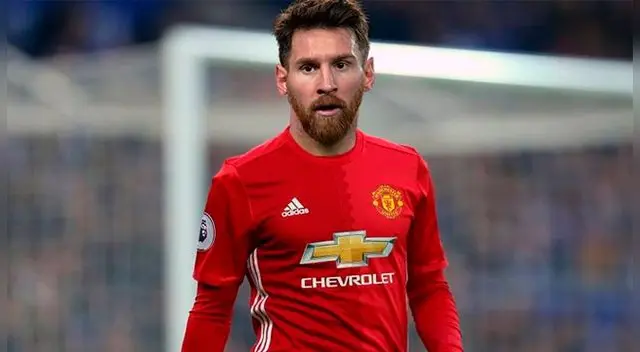 Lionel Messi posando con la camiseta del Manchester United. Fuente: Goal.com Lionel Messi posando con la camiseta del Manchester United. Fuente: Goal.com
