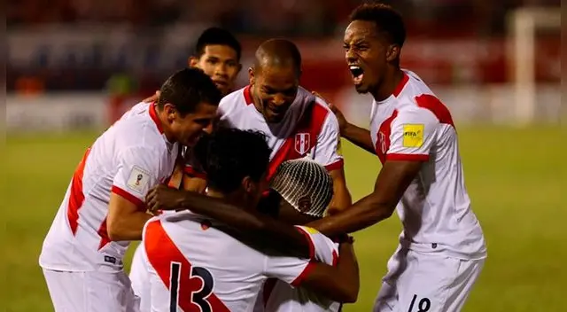La Selección Peruana celebra uno de los goles ante Venezuela. La Selección Peruana celebra uno de los goles ante Venezuela.