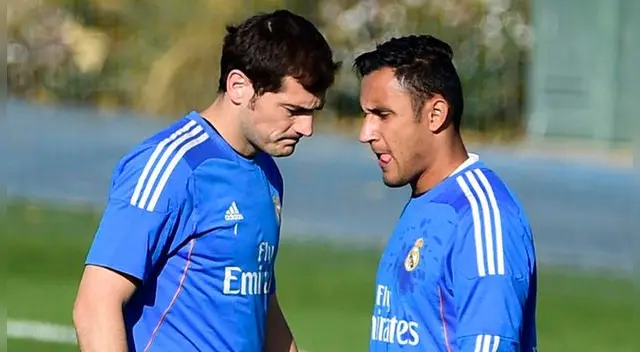 Iker Casillas y Keylor Navas durante un entrenamiento del Real Madrid Iker Casillas y Keylor Navas durante un entrenamiento del Real Madrid