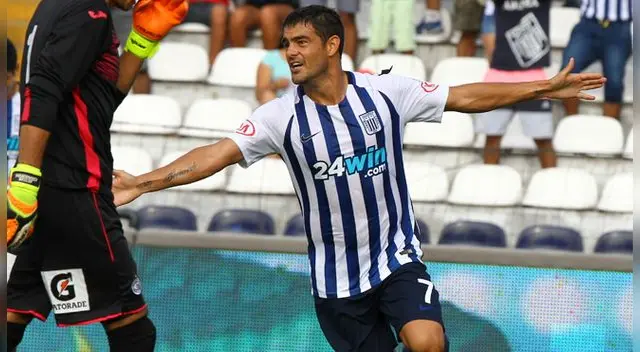 Alianza Lima ganó 1-0 al Juan Aurich en el Torneo de Verano 2017.