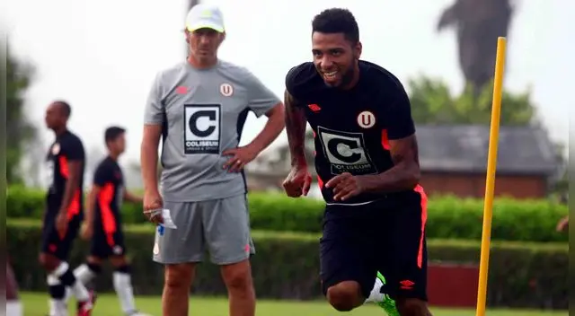 Universitario: Alexis Gómez agradeció a Pedro Troglio por la confianza