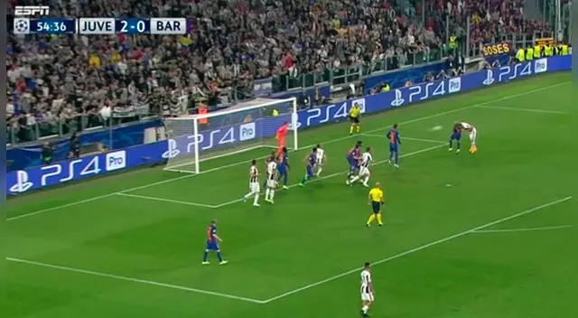 En el Barcelona vs. Juventus, Giorgio Chiellini puso el 3-0 final en la Champions League.