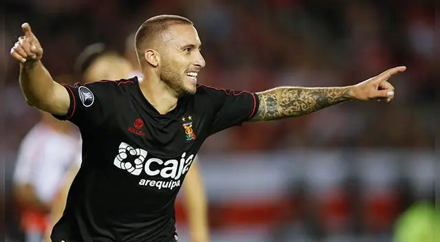 Emanuel Herrera celebra uno de sus goles a River Plate. Emanuel Herrera celebra uno de sus goles a River Plate.
