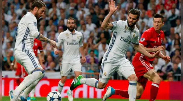 Robert Lewandowski estaba en fuera de juego y participa en el autogol de Sergio Ramos.