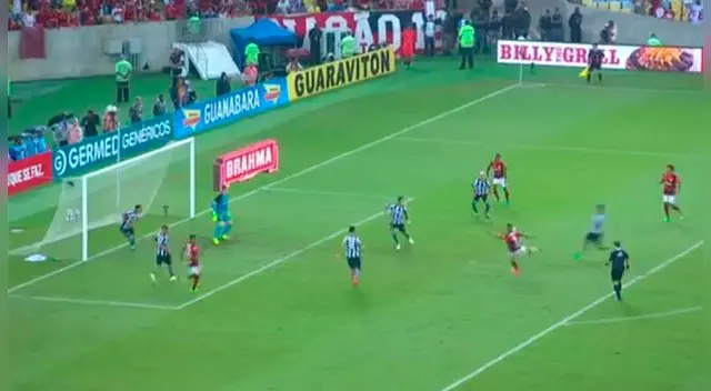 Paolo Guerrero fue la figura del partido entre Flamengo y Botafogo con sus dos golazos.