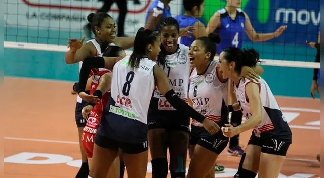 San Martín celebra un punto ante ganado ante Regatas Lima. San Martín celebra un punto ante ganado ante Regatas Lima.