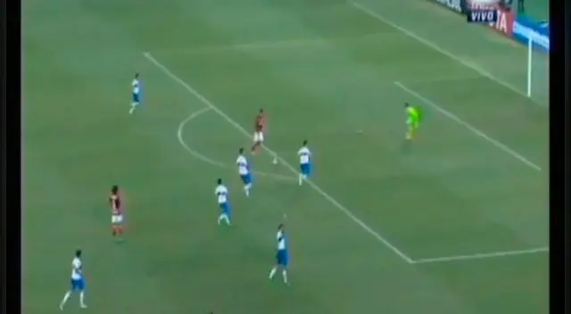 En el Flamengo vs. Católica, Paolo Guerrero se falló un gol increíble. En el Flamengo vs. Católica, Paolo Guerrero se falló un gol increíble.