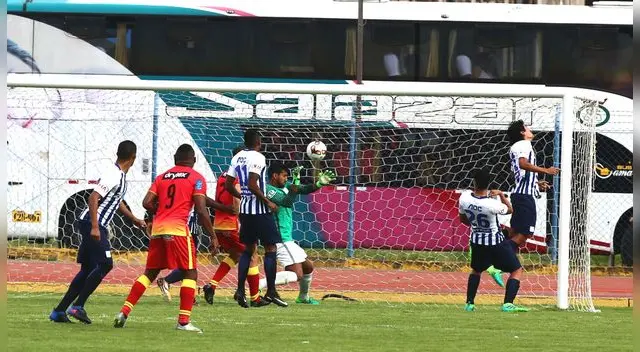 Daniel Prieto y el increíble blooper que cometió ante Sport Huancayo