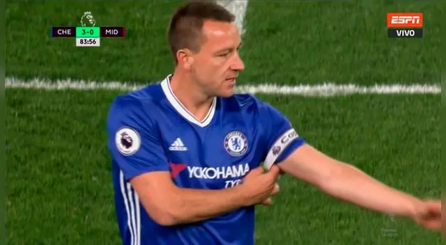 En el Chelsea vs. Middlesbrough, John Terry recibió un gran homenaje. En el Chelsea vs. Middlesbrough, John Terry recibió un gran homenaje.