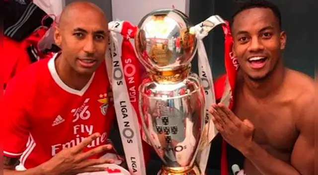 André Carrillo festejó por todo lo alto el título con Benfica. André Carrillo festejó por todo lo alto el título con Benfica.