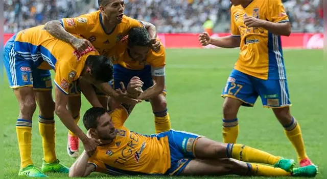 Tigres venció 2-0 al Monterrey en las Liguillas 2017. Tigres venció 2-0 al Monterrey en las Liguillas 2017.