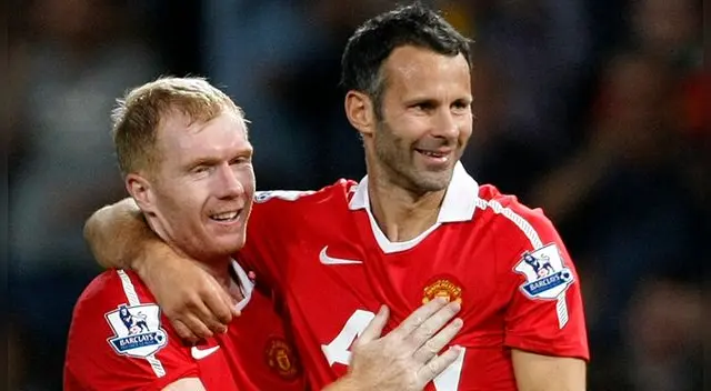  Ryan Giggs no recibió ni una tarjeta roja con el Manchester United. Solo con la selección de Gales fue expulsado para las Eliminatorias de Corea-Japón 2012. 