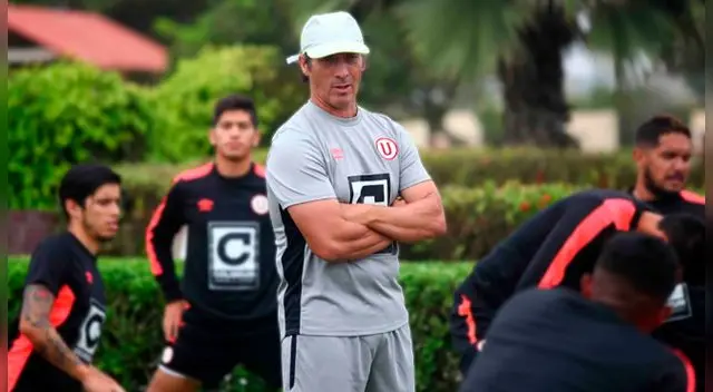 Pedro Troglio afirmó que el Universitario vs. Alianza Lima si se jugará. Pedro Troglio afirmó que el Universitario vs. Alianza Lima si se jugará.