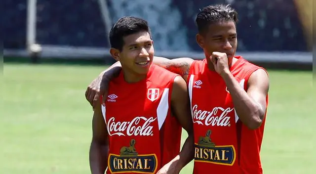 Edison Flores y Andy Polo durante un entrenamiento de la Selección Peruana. Edison Flores y Andy Polo durante un entrenamiento de la Selección Peruana.