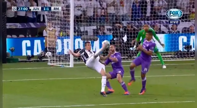 En el Real Madrid vs. Juventus,Mario Mandzukic metió un golazo.