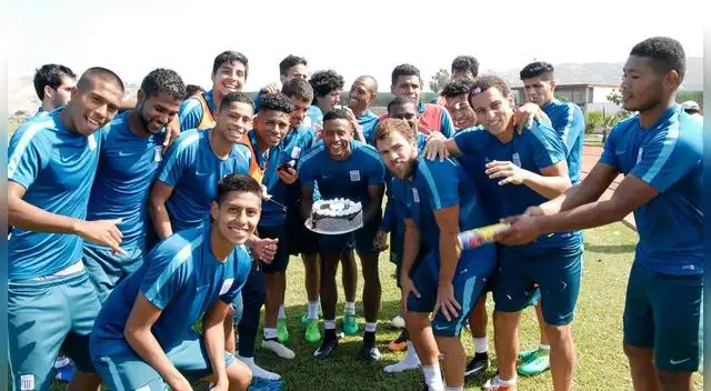 Alianza Lima: así celebró Lionard Pajoy su cumpleaños número 36 Alianza Lima: así celebró Lionard Pajoy su cumpleaños número 36