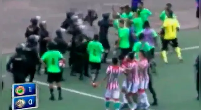 El accidentado cotejo se disputó en el estadio Aliardo Soria de Pucallpa.