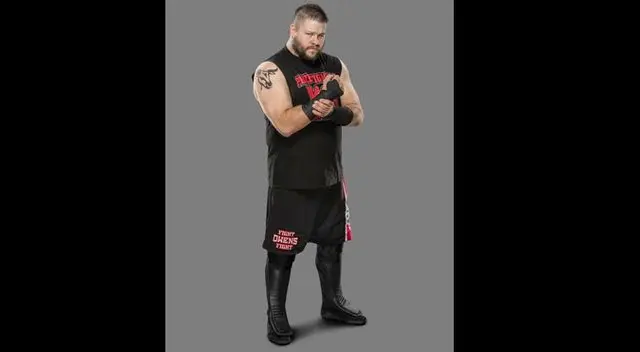 Kevin Owens, el campeón de los Estados Unidos también estará en WWE Lima. Kevin Owens, el campeón de los Estados Unidos también estará en WWE Lima.