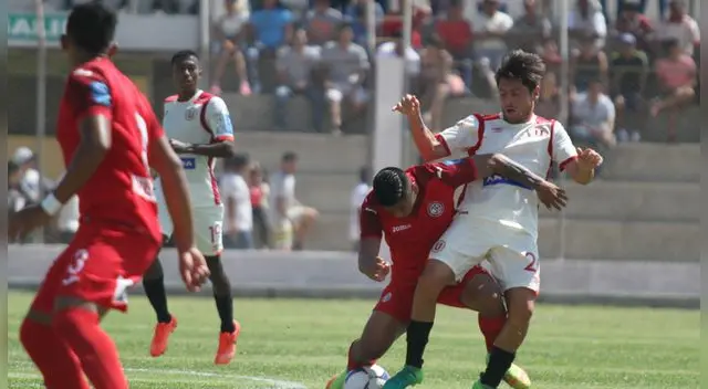 Diego Manicero cumplió en la mitad de la cancha crema