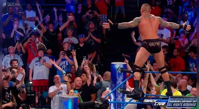 En WWE SmackDown Live, regresó Daniel Bryan como gerente general.