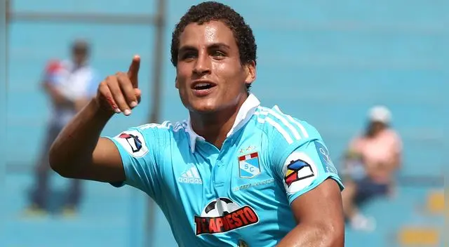 Sporting Cristal quiere asegurar regreso de Alexander Succar para el Torneo Clausura Sporting Cristal quiere asegurar regreso de Alexander Succar para el Torneo Clausura