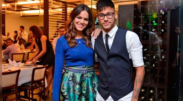 Neymar y Bruna Marquezine rompieron su relación, según el brasileño por mutuo acuerdo. Neymar y Bruna Marquezine rompieron su relación, según el brasileño por mutuo acuerdo.
