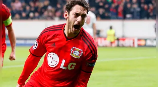 Hakan Calhanoglu, el volante que podría ser ‘rossonero’ por 20 millones de euros Hakan Calhanoglu, el volante que podría ser ‘rossonero’ por 20 millones de euros