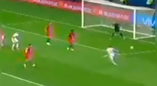 Pablo Hernández se falló increíble ocasión de gol en Copa Confederaciones 2017 Pablo Hernández se falló increíble ocasión de gol en Copa Confederaciones 2017