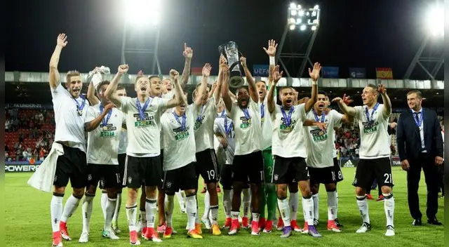 Alemania: así fue la celebración teutona tras la obtención del título de la Eurocopa Sub-21 Alemania: así fue la celebración teutona tras la obtención del título de la Eurocopa Sub-21