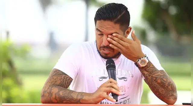 Juan Vargas durante una conferencia de prensa en Campo Mar.