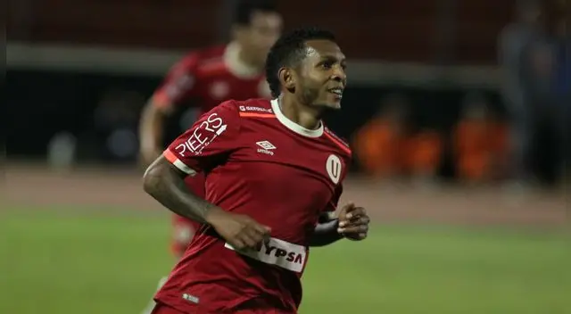 Universitario dispuesto a negociar con Lobos de México para comprar pase de Alberto Quintero