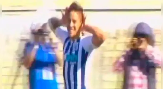 Alejandro Hohberg celebra el tanto triunfal de Alianza Lima ante Unión Comercio. Alejandro Hohberg celebra el tanto triunfal de Alianza Lima ante Unión Comercio.