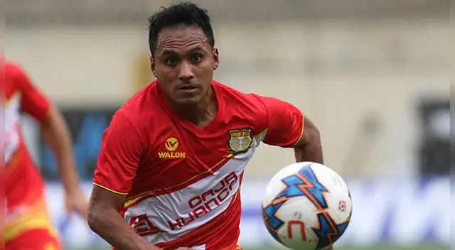 Marcos Lliuya durante un partido ante Universitario en el Monumental.