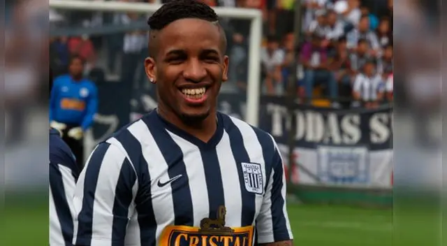 Jefferson Farfán apuesta todo porque Alianza Lima será campeón del Descentralizado 2017 Jefferson Farfán apuesta todo porque Alianza Lima será campeón del Descentralizado 2017